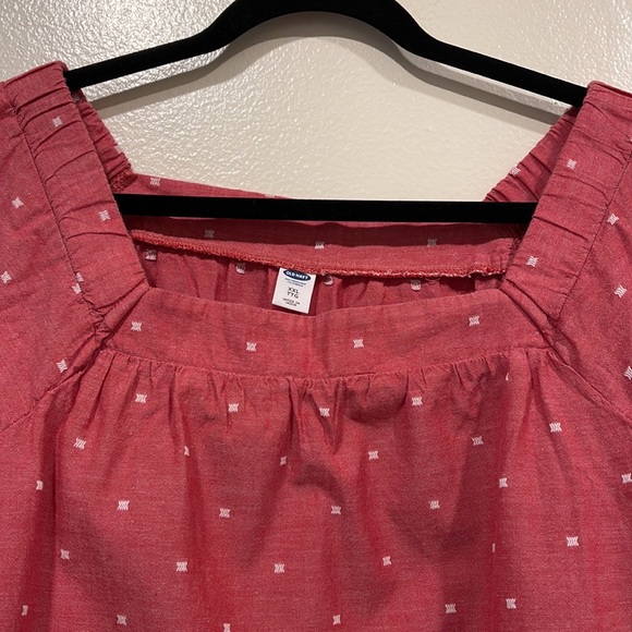 Old Navy top. XXL - Picture 4 of 7